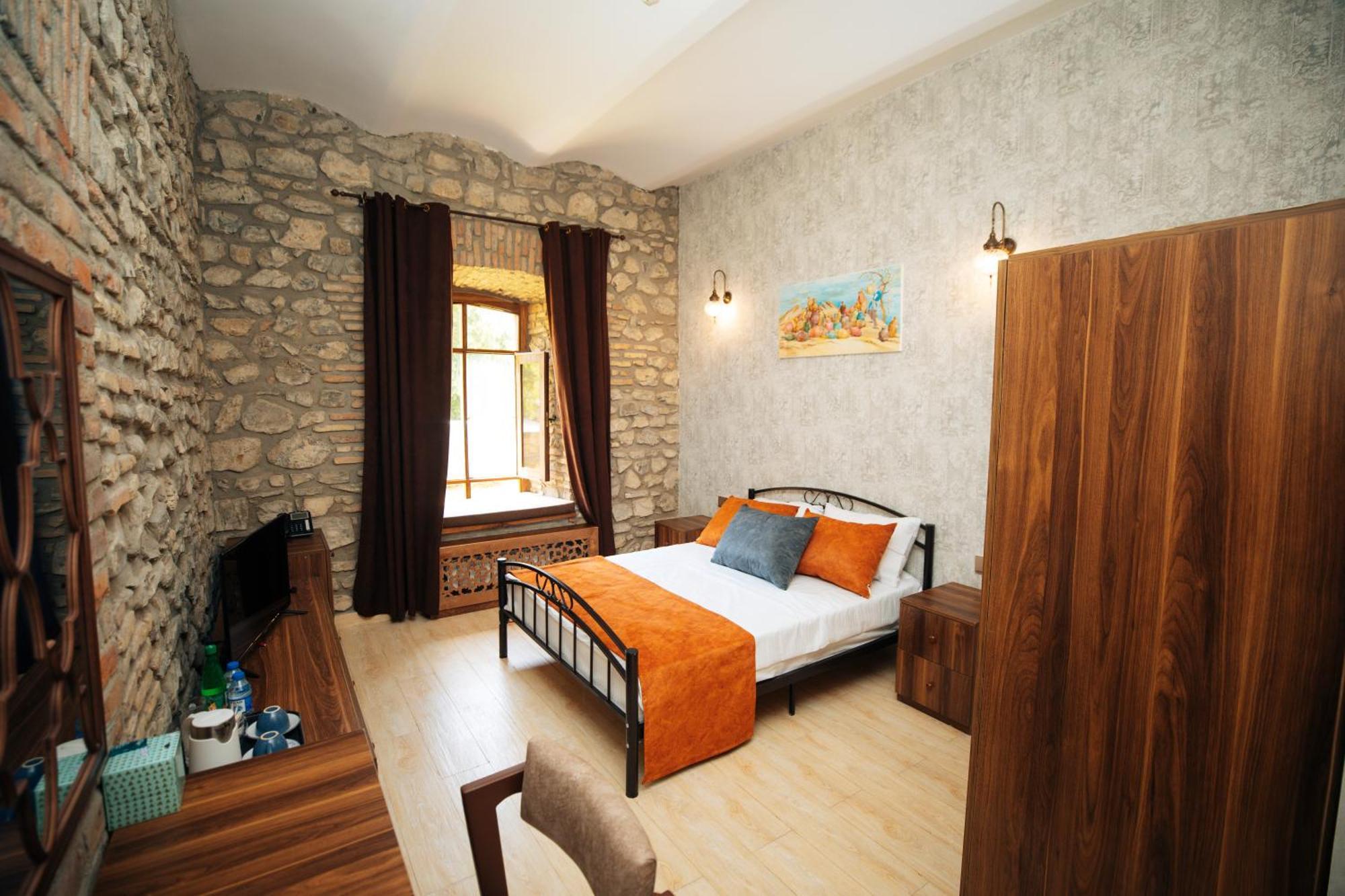 Art Hotel By Abad Guest Şǝki Esterno foto