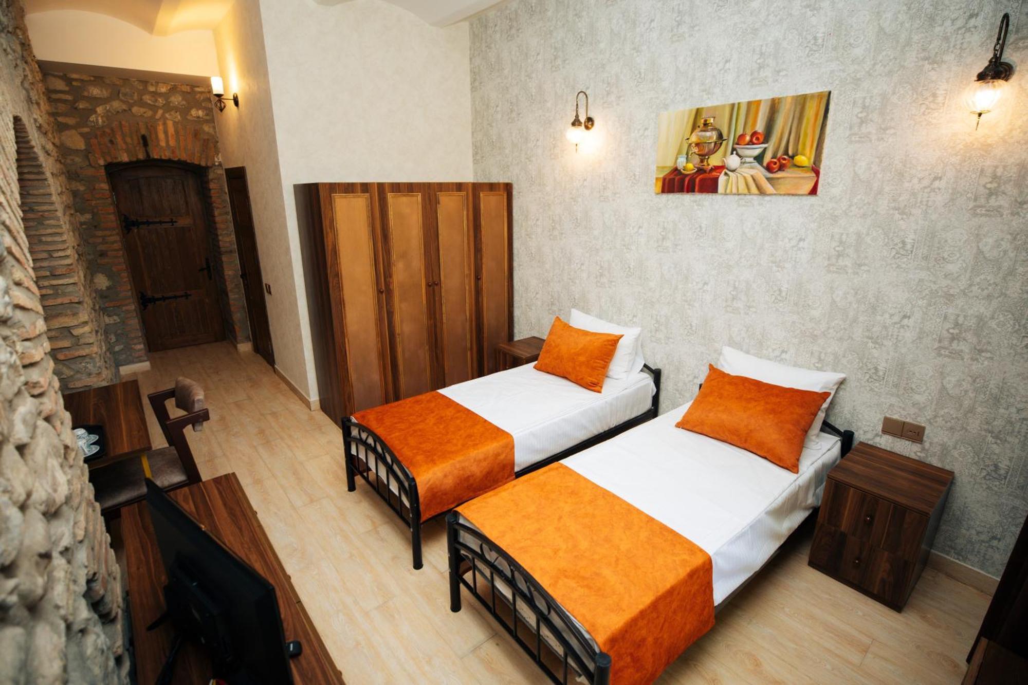 Art Hotel By Abad Guest Şǝki Esterno foto