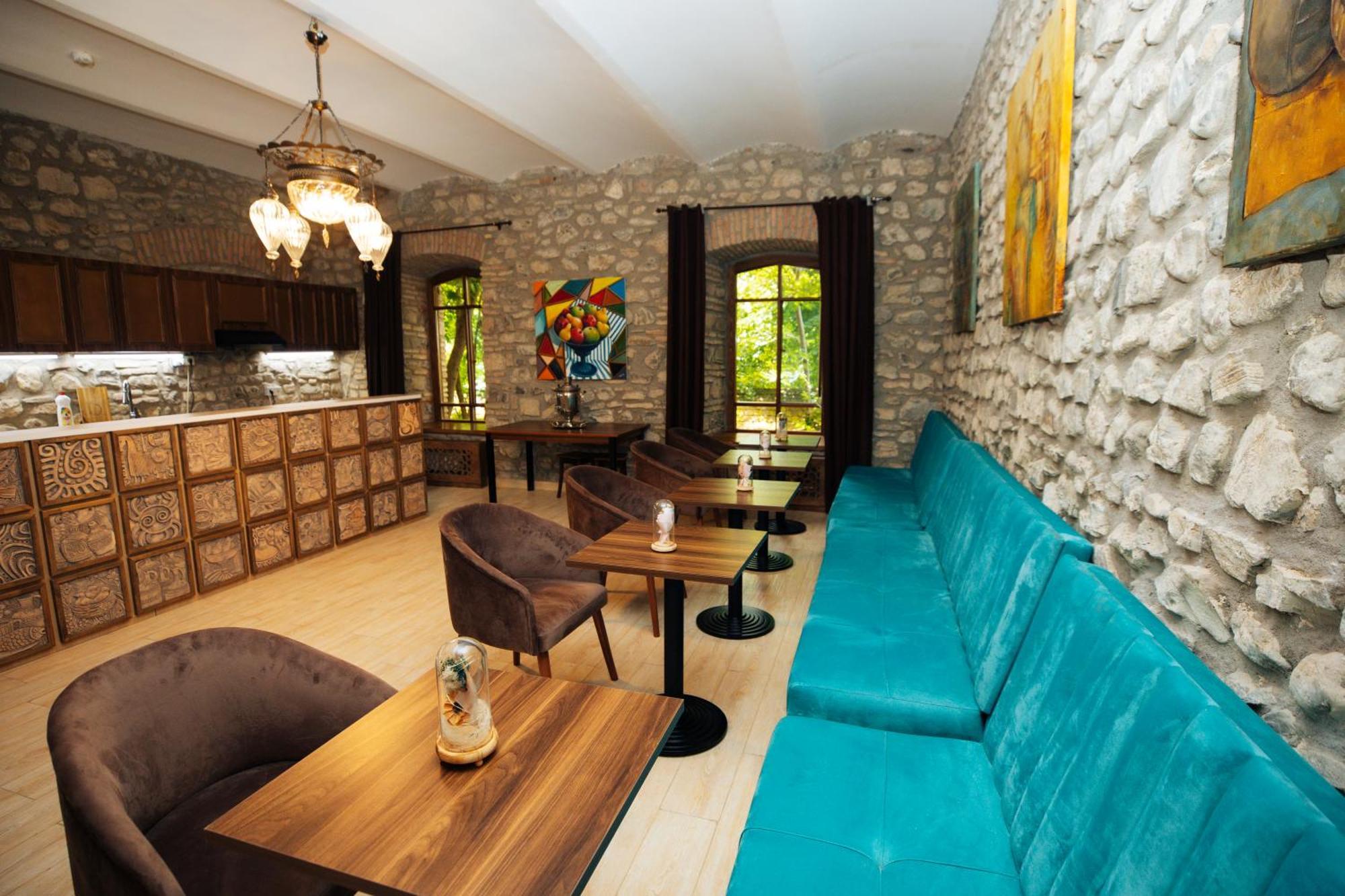 Art Hotel By Abad Guest Şǝki Esterno foto